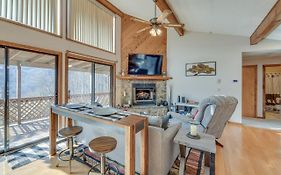 Maggie Valley Mountain Escape With Fireplace And Deck!